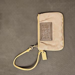 Coach Poppy Wristlet